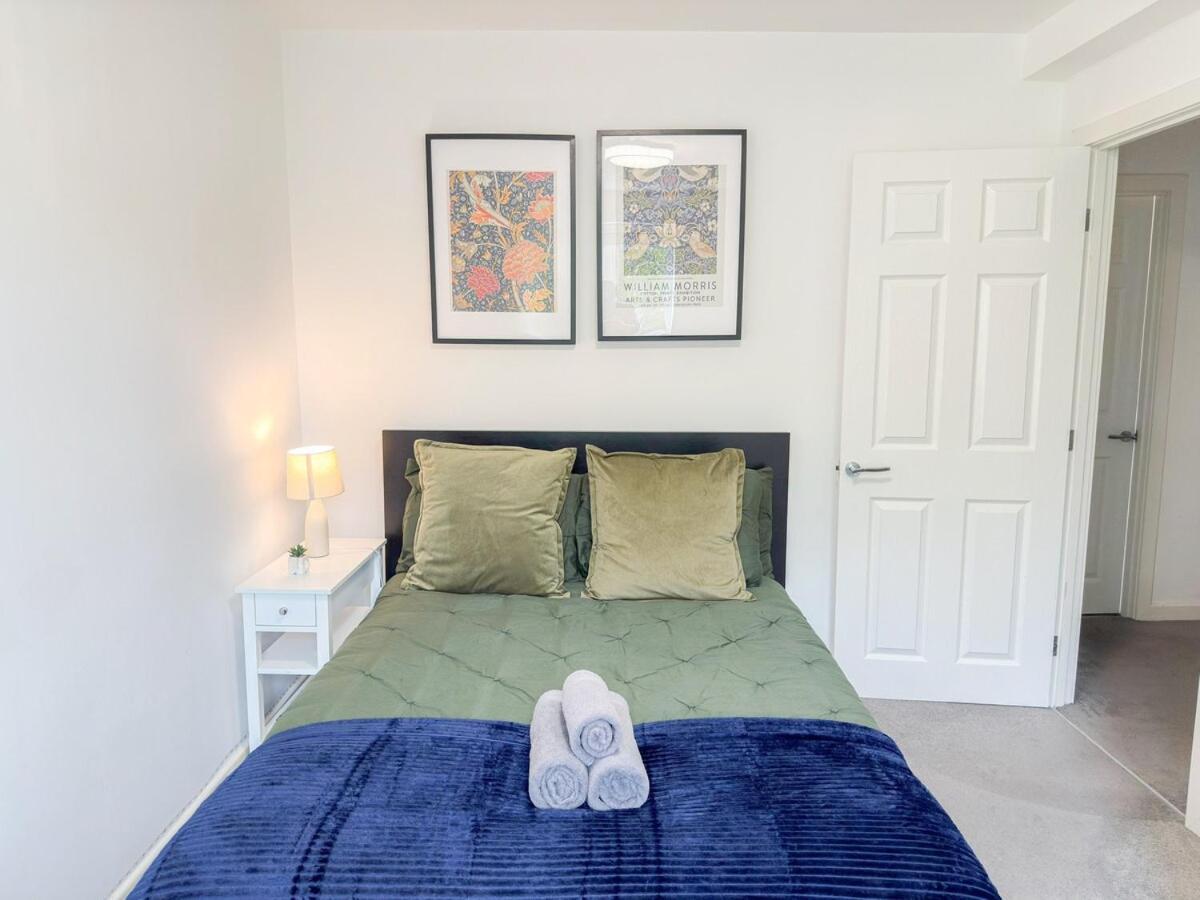 Cozy 2-bedroom Flat With Private Balcony Near Islington Station, Canonbury